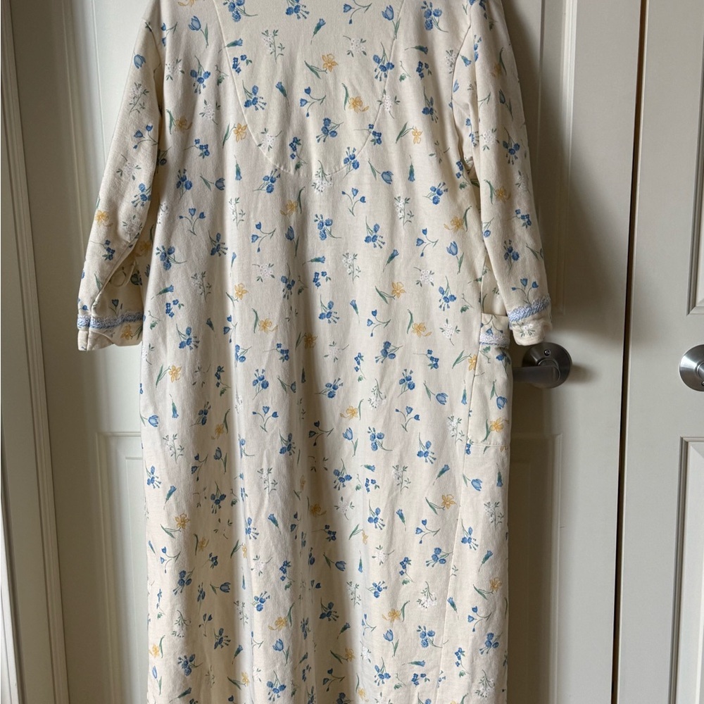 Aria Floral Nightgown & Robe Set | Vintage Cottagecore Sleepwear | No Belt - Picture 5 of 7